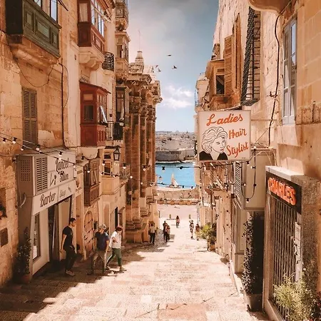 Modern Luxury Apt, A Stone Throw Away To Valletta * Il-Furjana