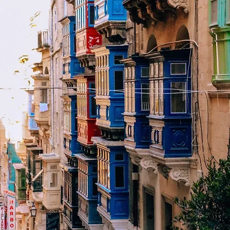 Modern Luxury Apt, A Stone Throw Away To Valletta * Il-Furjana