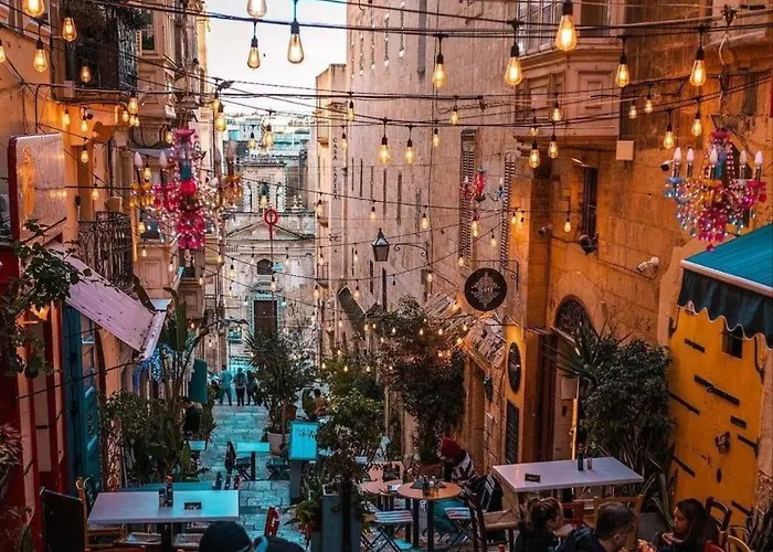 Apartament Modern Luxury Apt, A Stone Throw Away To Valletta *